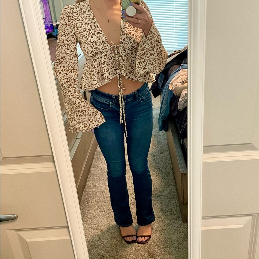 Floral Print Bell Sleeve Top